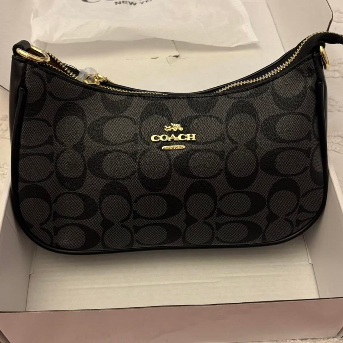 Gloednieuwe Coach tas Teri, Sieraden, Tassen en Uiterlijk, Tassen | Damestassen, Ophalen of Verzenden, Nieuw, Zwart, Schoudertasje