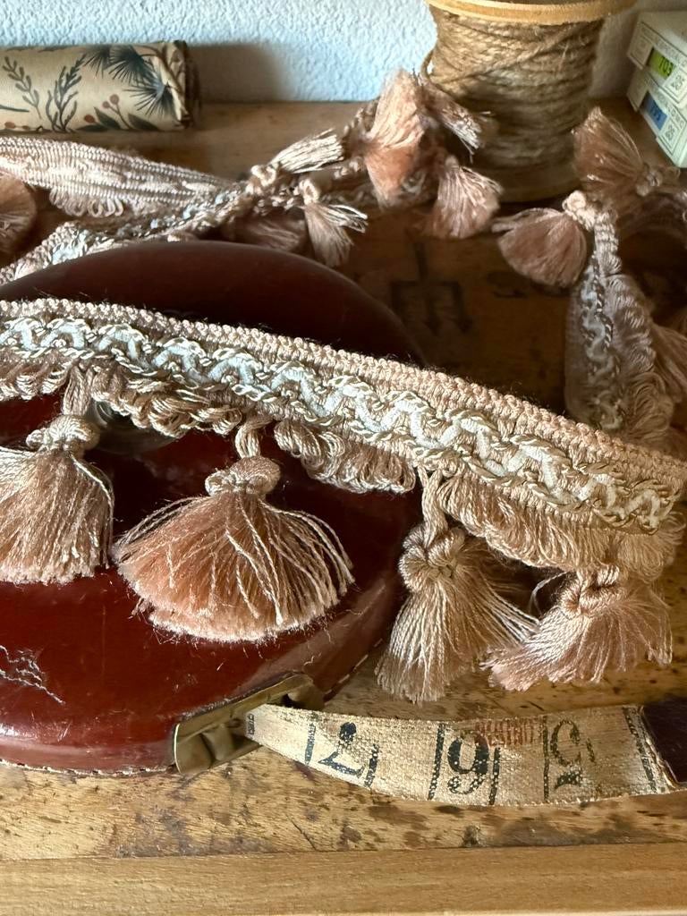 Vintage galonBand met kwastjes, Ophalen of Verzenden