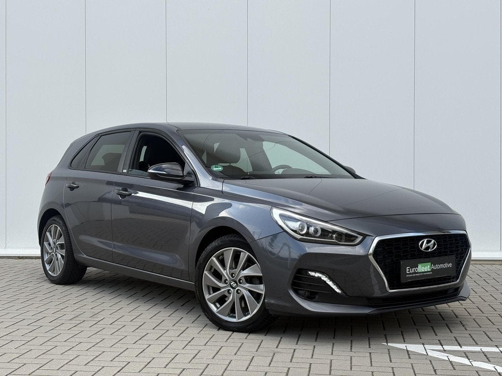 Hyundai i30 1.4 T-GDI Passion | CAM | Stuurverw | Stoelverw., Auto's, Hyundai, Voorwielaandrijving, Euro 6, 4 cilinders, Automatische klimaatregeling