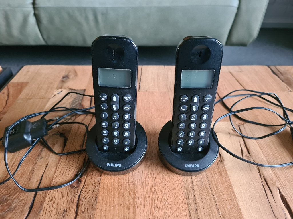 Philips huistelefoon, model D120 Duo, Telecommunicatie, Ophalen of Verzenden, Zo goed als nieuw, 2 handsets