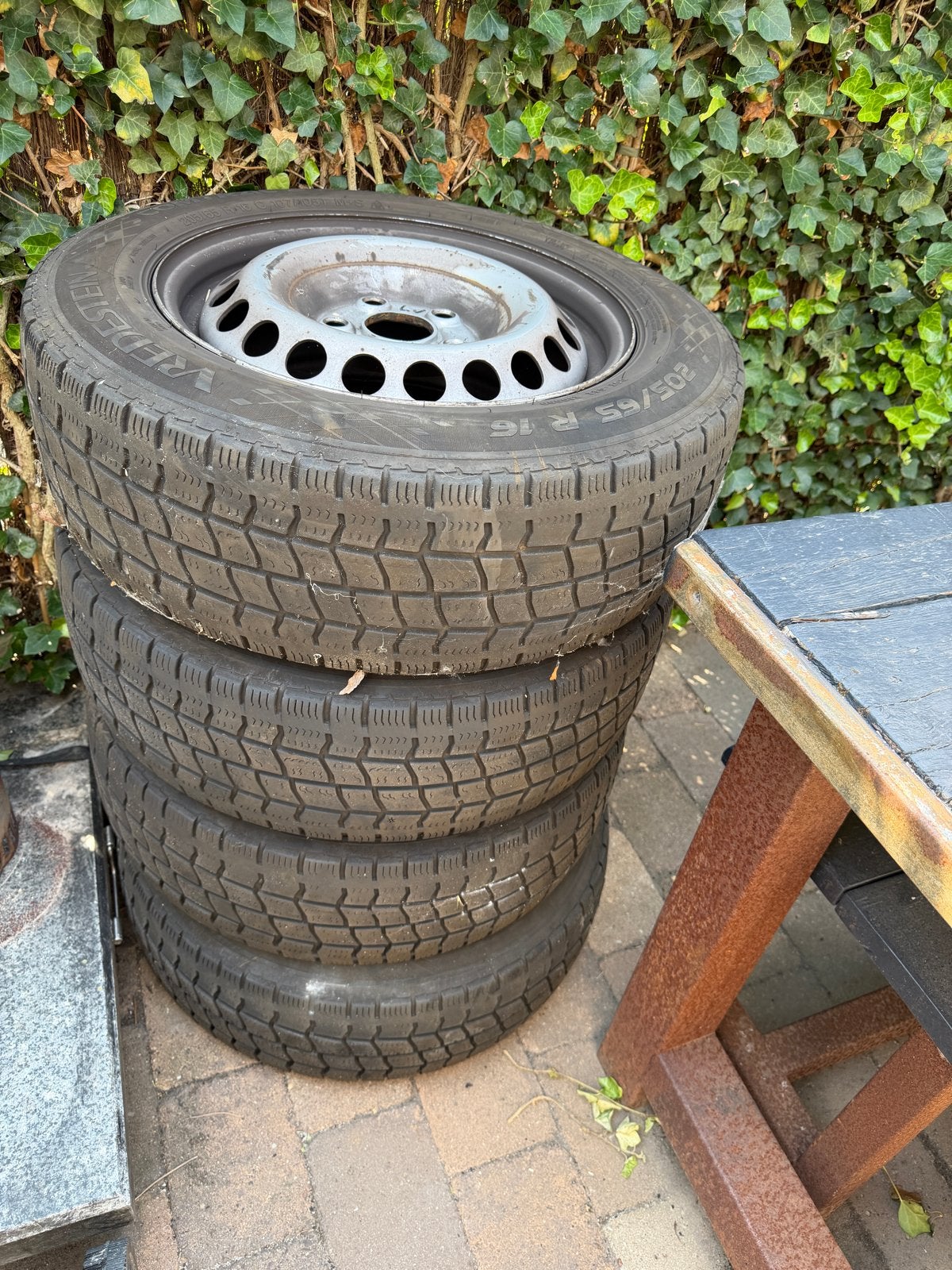 Winterbanden op stalen velg voor VW Transporter/ Golf, 16 inch, Banden en Velgen, Bestelwagen, Gebruikt