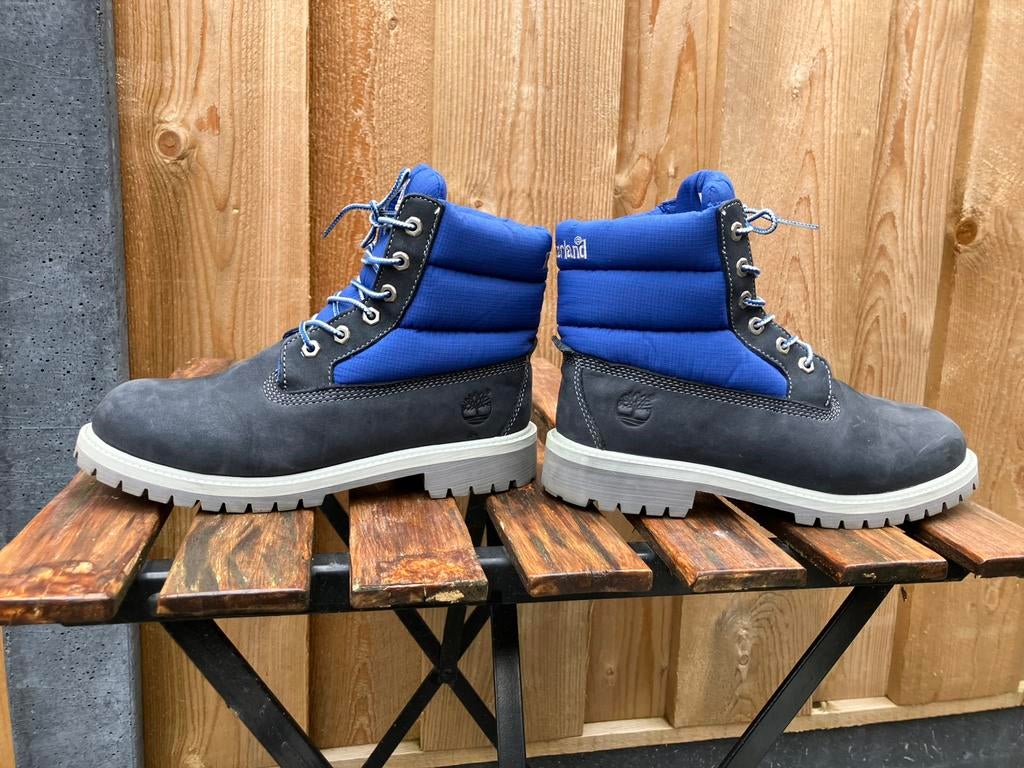 Stoere & warme Blauwe Timberlands 37.5, Kleding | Dames, Schoenen, Zo goed als nieuw, Wandelschoenen, Blauw, Ophalen of Verzenden