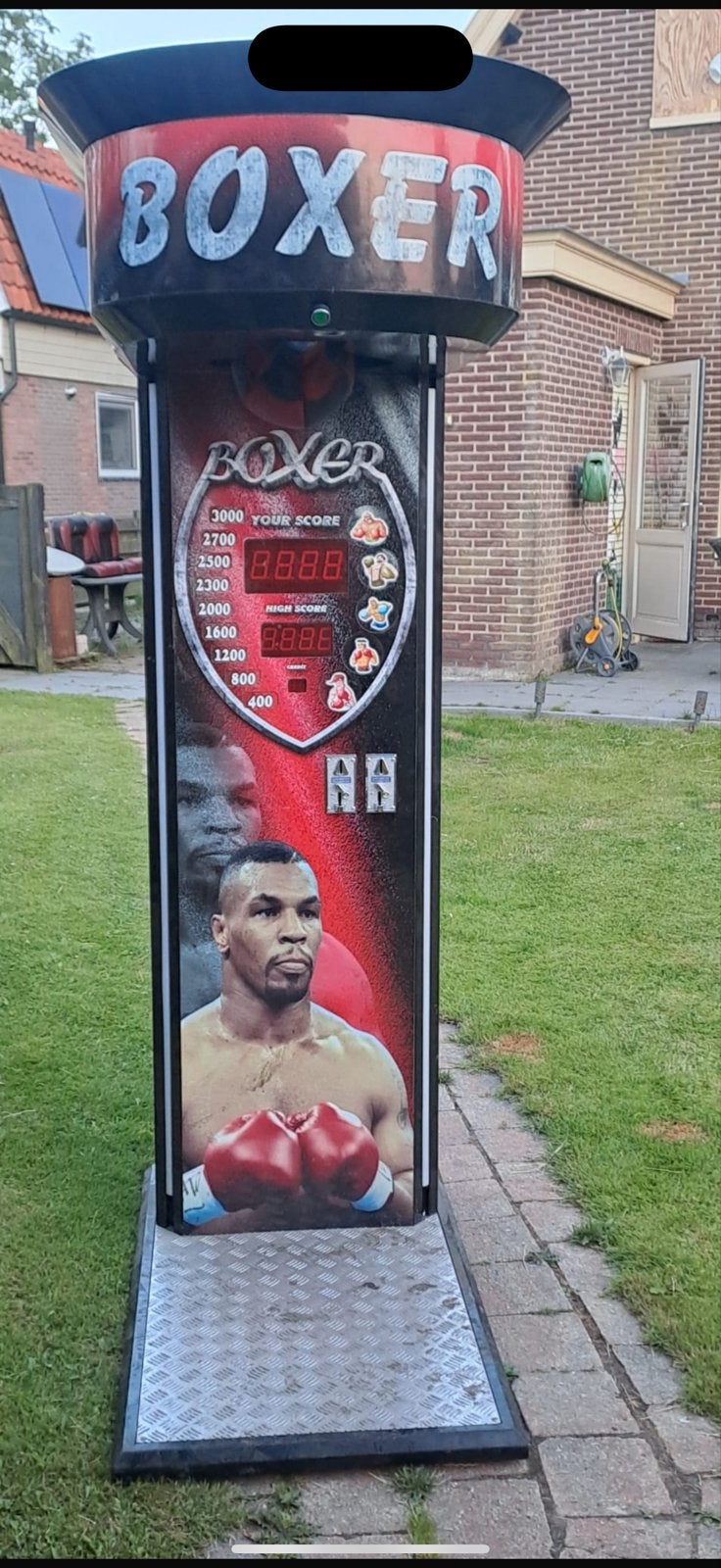 Boksmachine met nieuwe muntenlezer en extra bal, Ophalen, Zo goed als nieuw