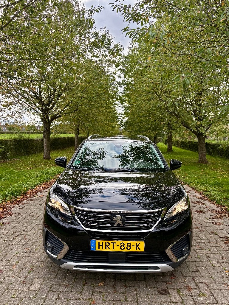 Peugeot 5008 Allure | Pano Roof | New Timing Belt | 7 Seater, 1199 cc, 7 stoelen, Zwart, 690 kg