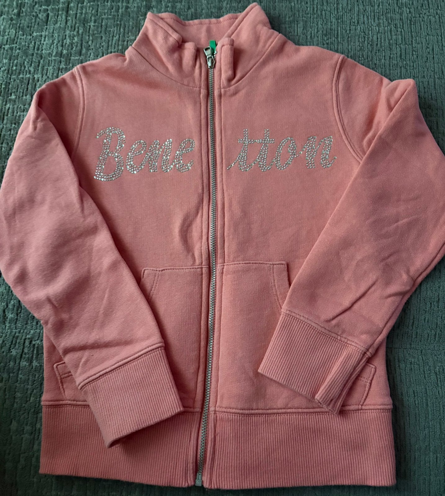 Zalmroze vestje van Benetton, meisje, maat 122, Ophalen of Verzenden, Zo goed als nieuw, Meisje, Trui of Vest