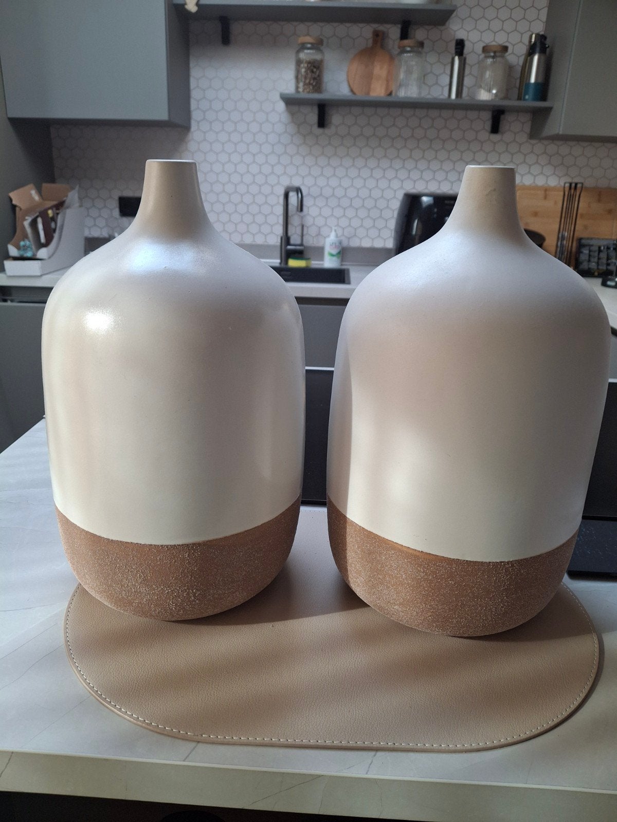 beige met zandkleur vazen., Huis en Inrichting, Ophalen, Beige
