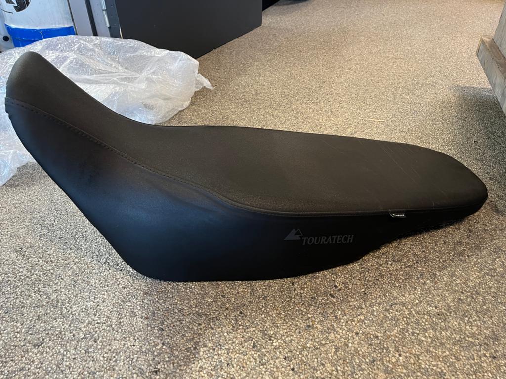 Touratech verhoogd comfort zadel, Ophalen
