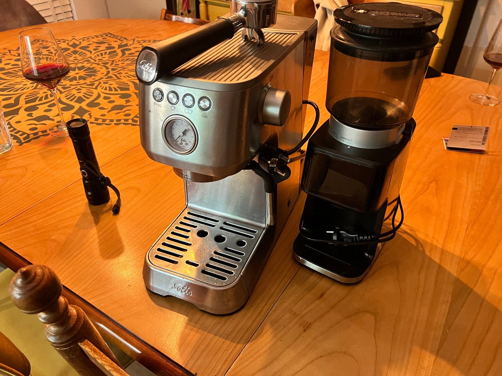 Solis Barista Perfetta Plus Espressomachine met bonenmaler, Ophalen, Afneembaar waterreservoir, Espresso apparaat, Gemalen koffie