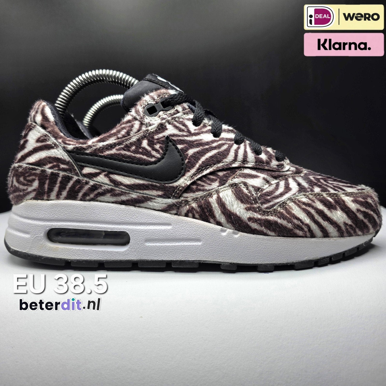 Nike Air Max 1 GS 'Zebra'
Maat: 38.5, Kleding | Dames, Schoenen, Ophalen of Verzenden, Nike, Nike, Nike air max