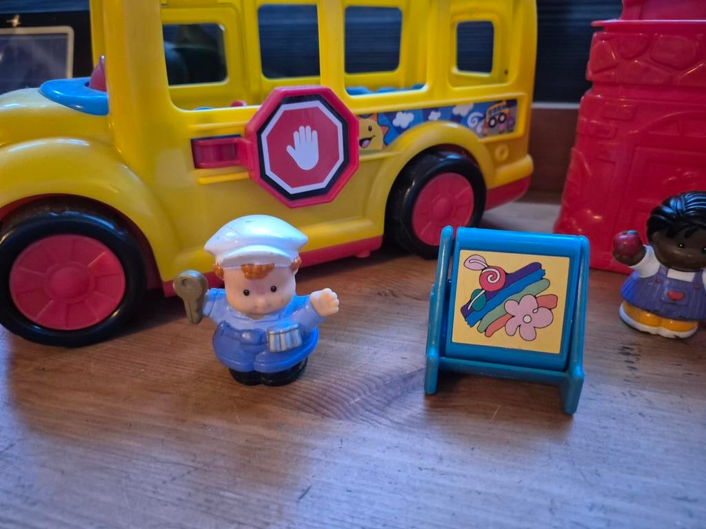 Little people school met schoolbus, Kinderen en Baby's, Speelgoed | Fisher-Price, Ophalen of Verzenden