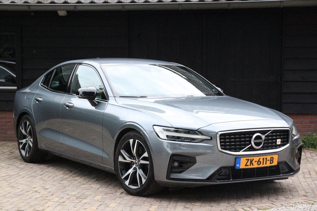 Volvo S60 2.0 T5 Intro Edition R Design/Leer/Camera/Adaptive, Auto's, Volvo, Skiluik, 15 km/l, 4 cilinders, 1969 cc