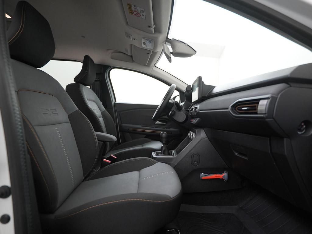 Dacia Jogger 1.0 TCe 100 ECO-G Extreme 7p. | Camera | Stoelv, Voorwielaandrijving, Gebruikt, Euro 6, 7 stoelen