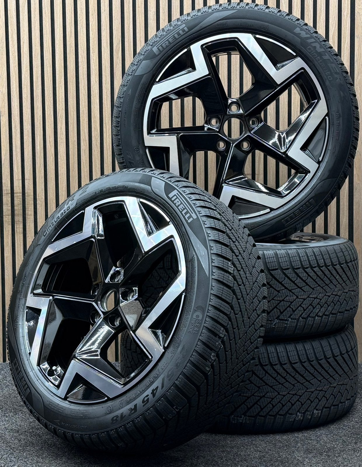 DEMO! Originele 18 inch VW Passat B9 Coventry 5x112 Pirelli, Ophalen, 18 inch, ., Banden en Velgen