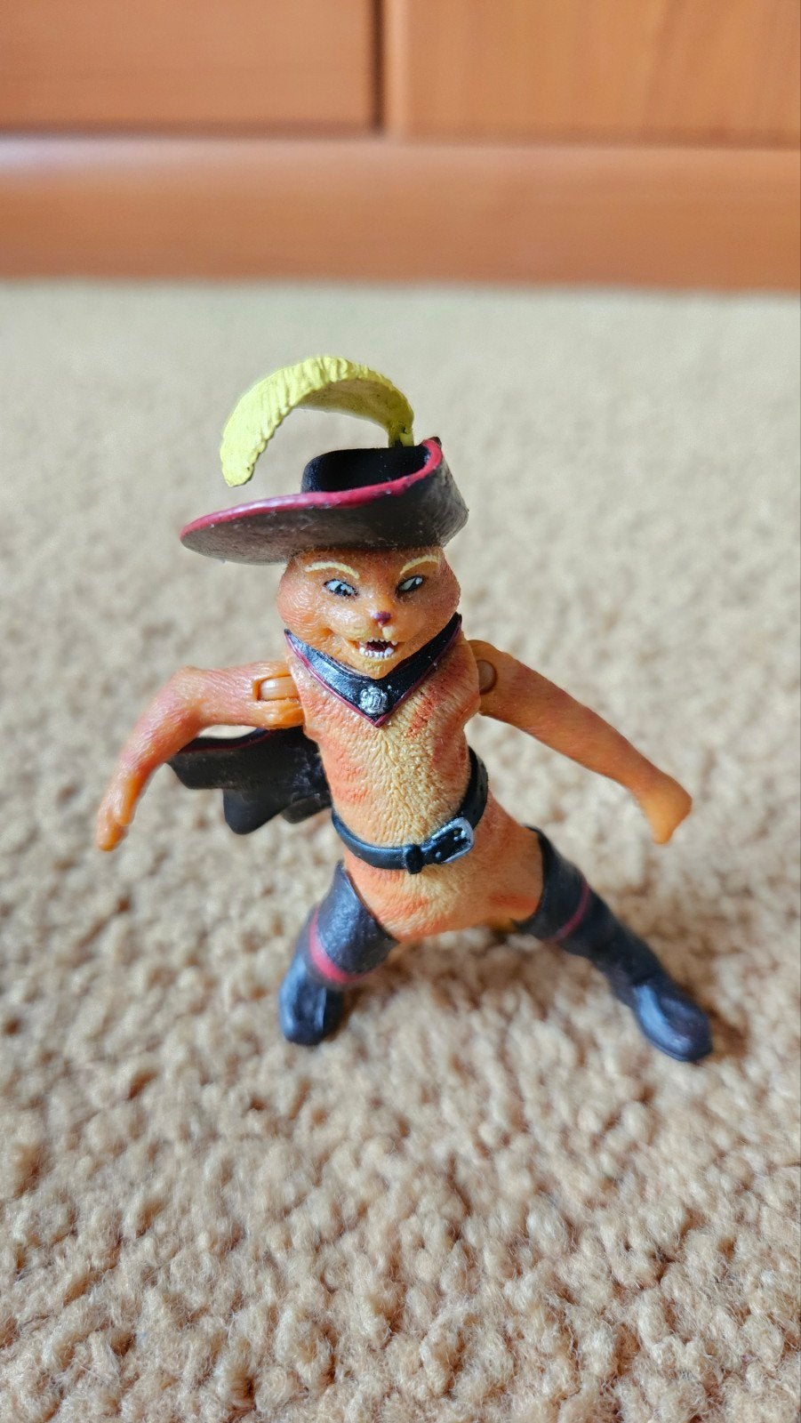 De gelaarsde kat speelfiguur, Verzamelen, Ophalen of Verzenden