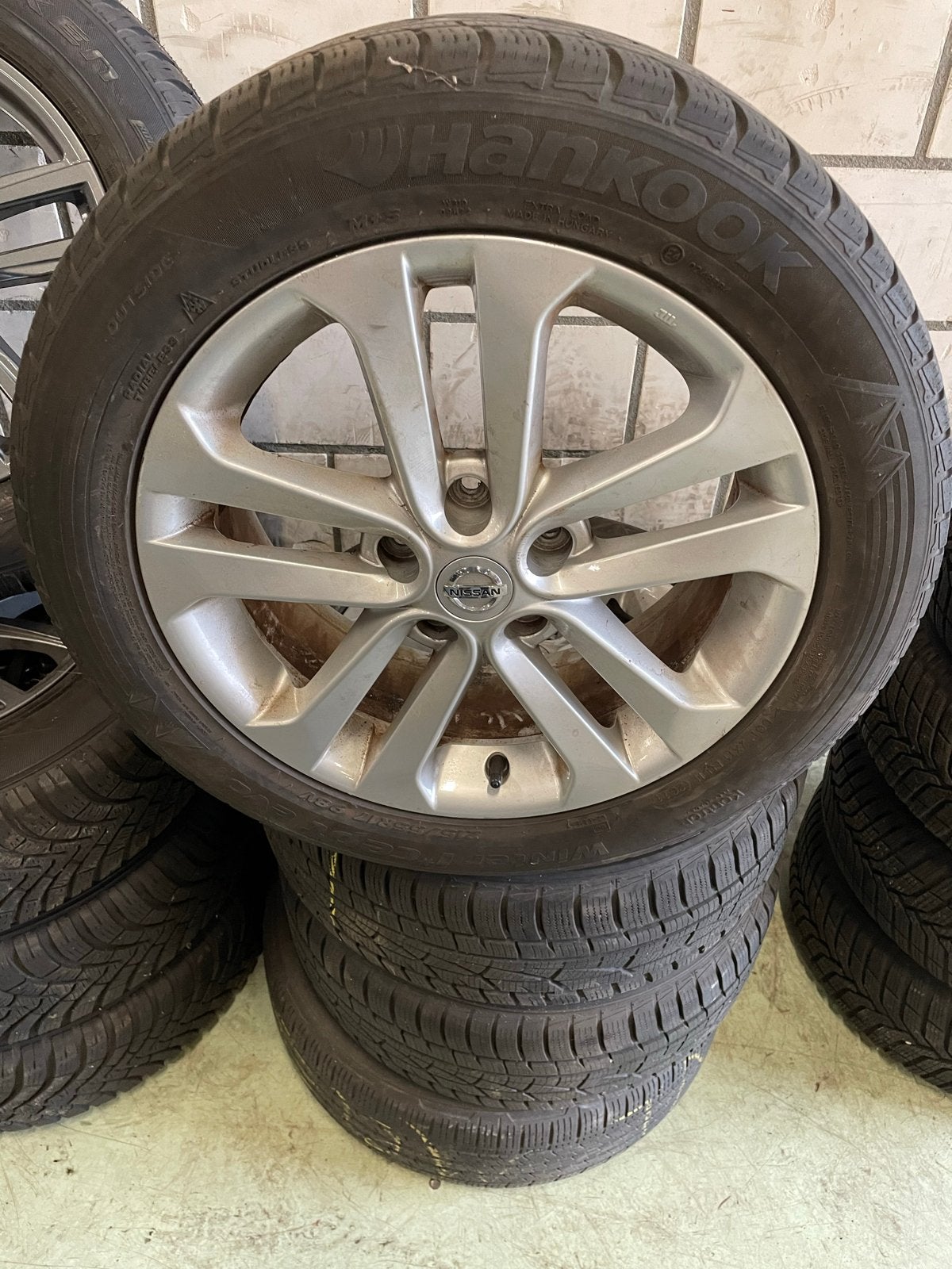17" Lichtmetalen Nissan Qashqai Velgen + Hankook Winterbande, Banden en Velgen, 17 inch, Berkvens, Personenwagen
