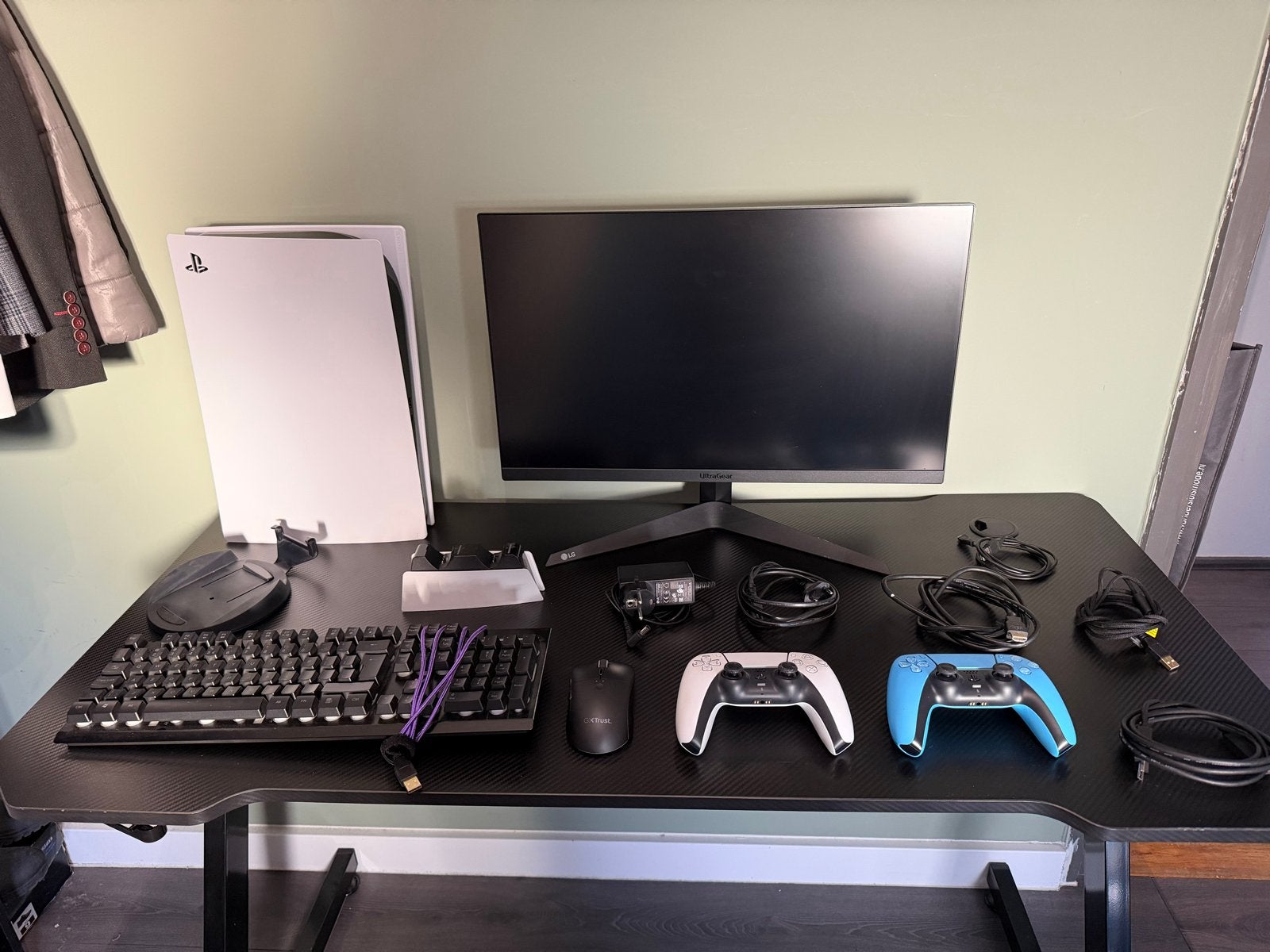 Complete PS5 Gaming Setup: Console, Monitor, Controllers & M