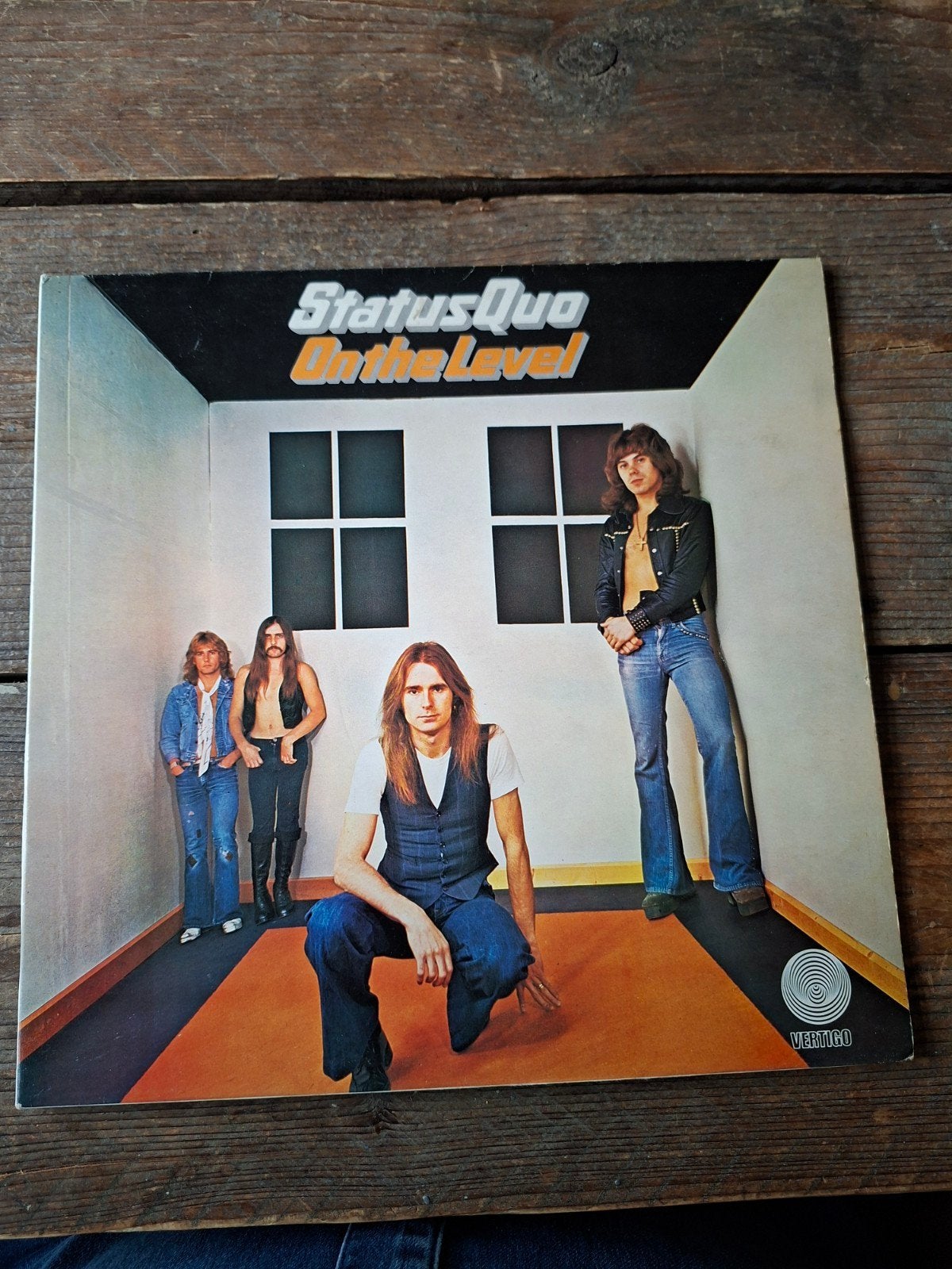 Status Quo - On The Level LP (1975) Vertigo, LP, Gebruikt, Inclusief insert, Ophalen of Verzenden