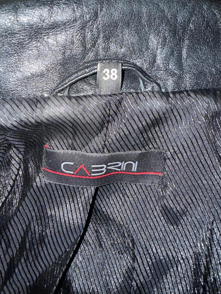 Cabrini Zwart leren jasje maat 38, Kleding | Dames, Jassen | Zomer, Zo goed als nieuw, Maat 38/40 (M), Zwart, Ophalen of Verzenden