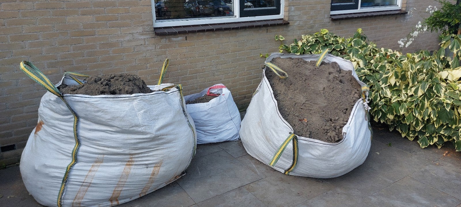 Gratis! Big bags met ophoogzand/kleigrond, Ophalen, Gebruikt, Ophoogzand