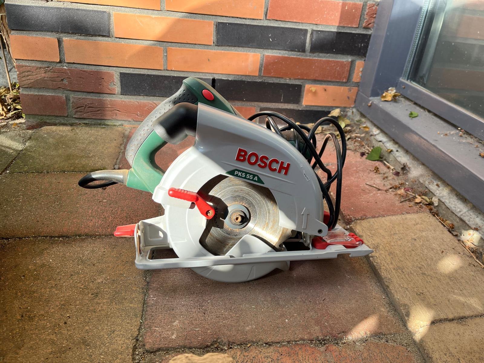 Bosch Cirkelzaag PKS 55A, Ophalen, Cirkelzaag, Zo goed als nieuw, 30 tot 70 mm