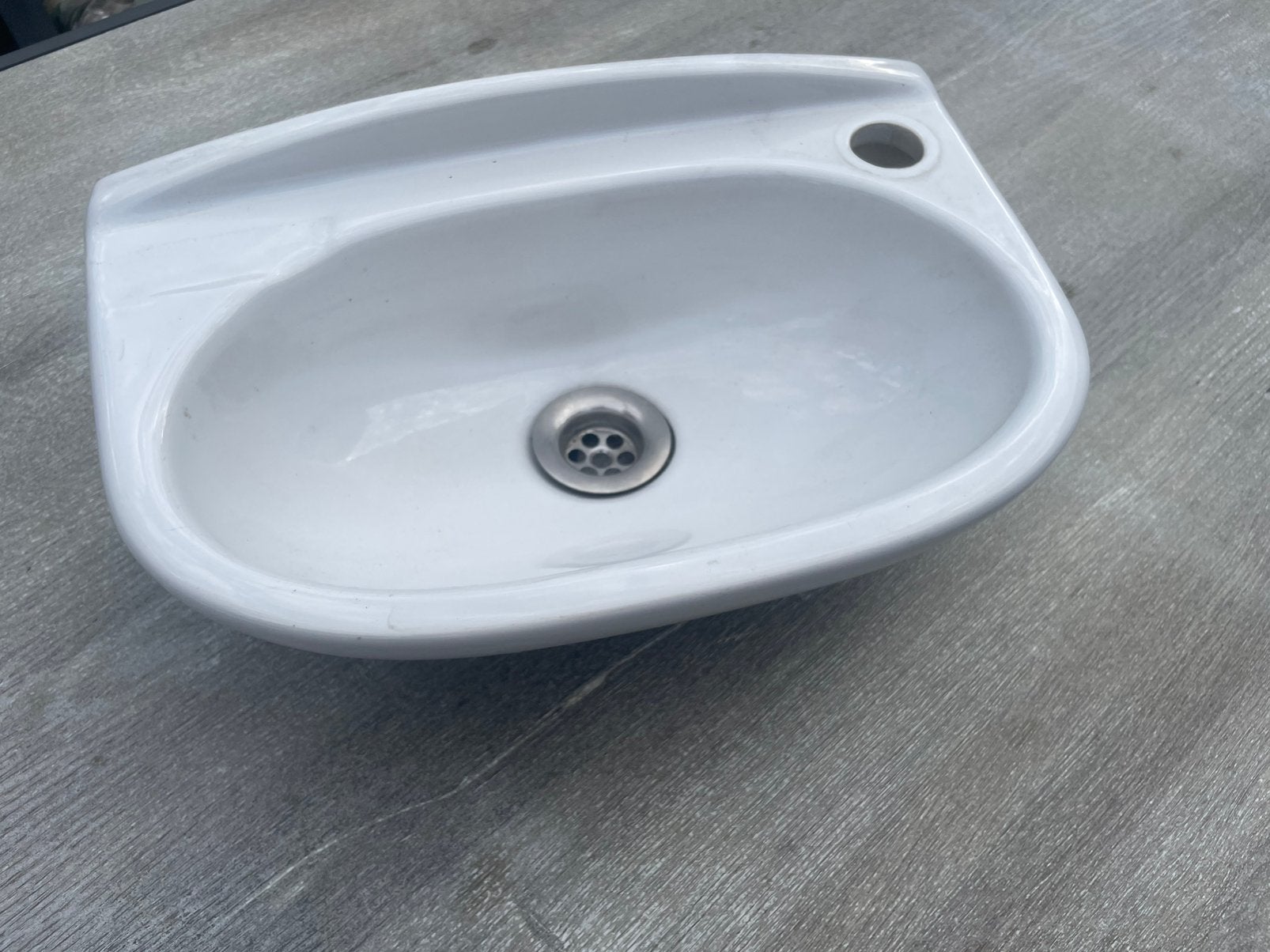 Wastafel voor wc, Ophalen, Zo goed als nieuw, Wastafel