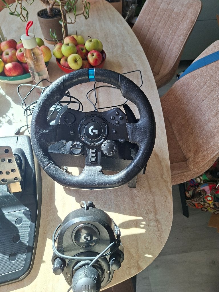 Racestuur Logitech G923, Computers en Software, Ophalen of Verzenden, Gebruikt, Logitech