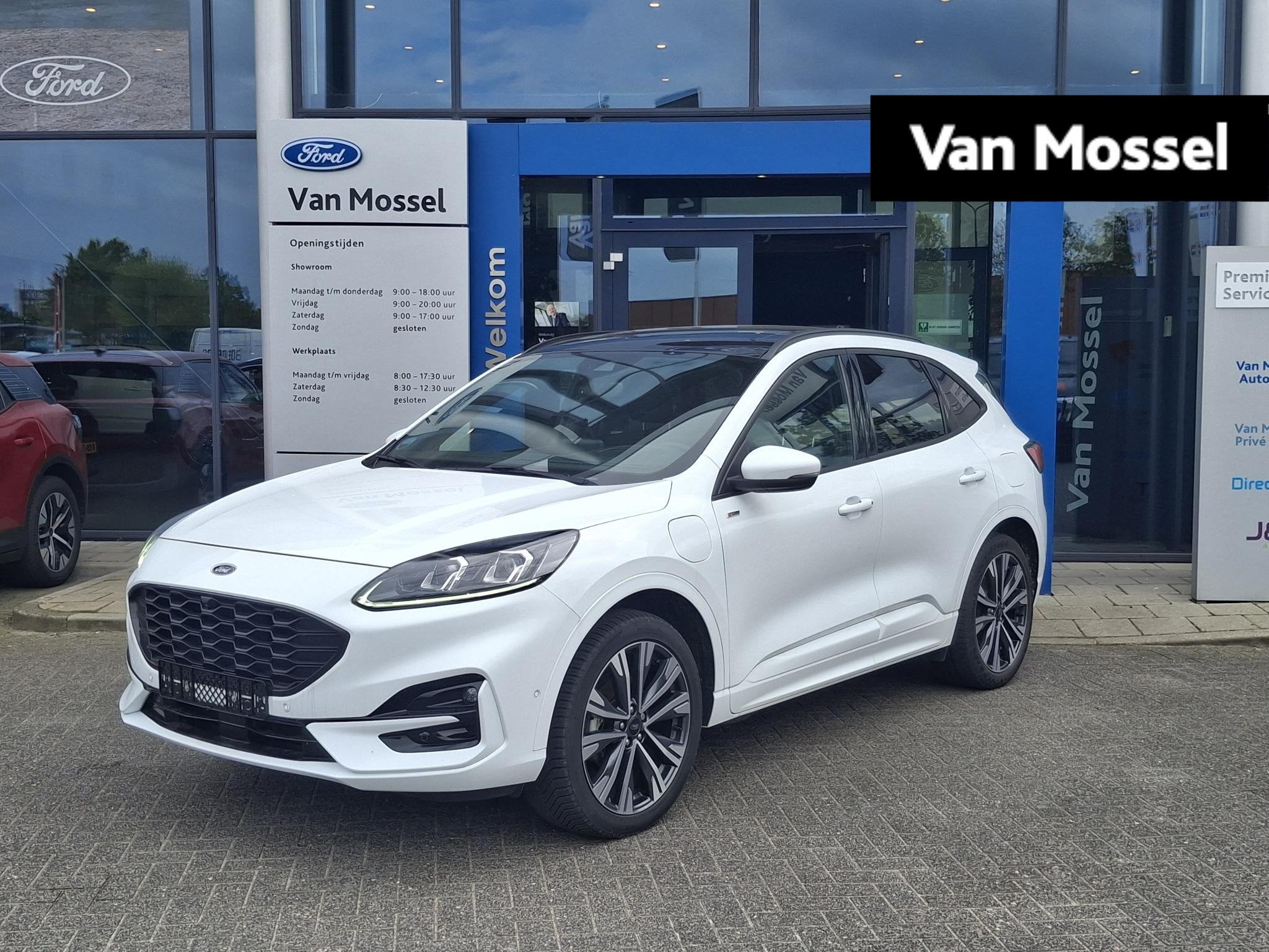Ford Kuga 2.5 PHEV ST-Line X | Pano | Adaptive Cruise | Head, Auto's, Gebruikt, Euro 6, 4 cilinders, Wit