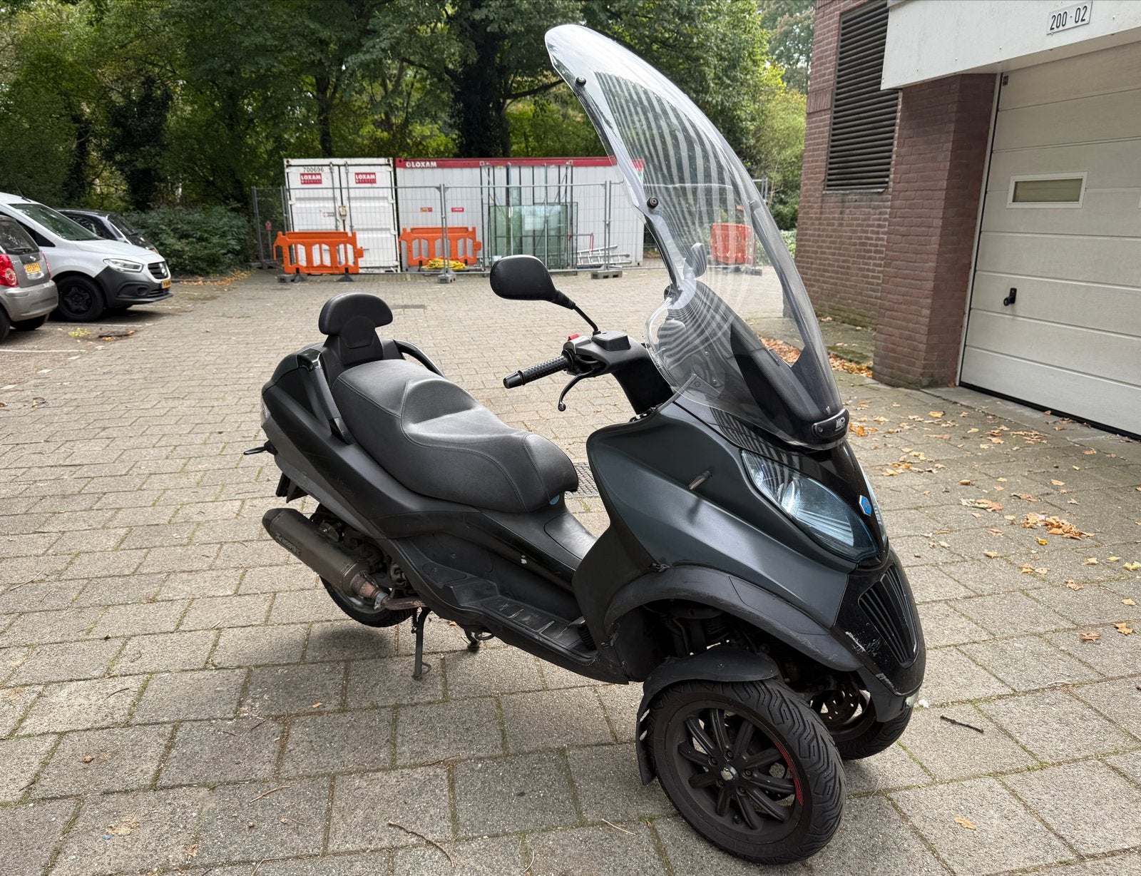 Piaggio MP3 300 LT Sport - Akrapovic uitlaat, Motoren, 250 cc, Scooter, Sportuitlaat, Gebruikt