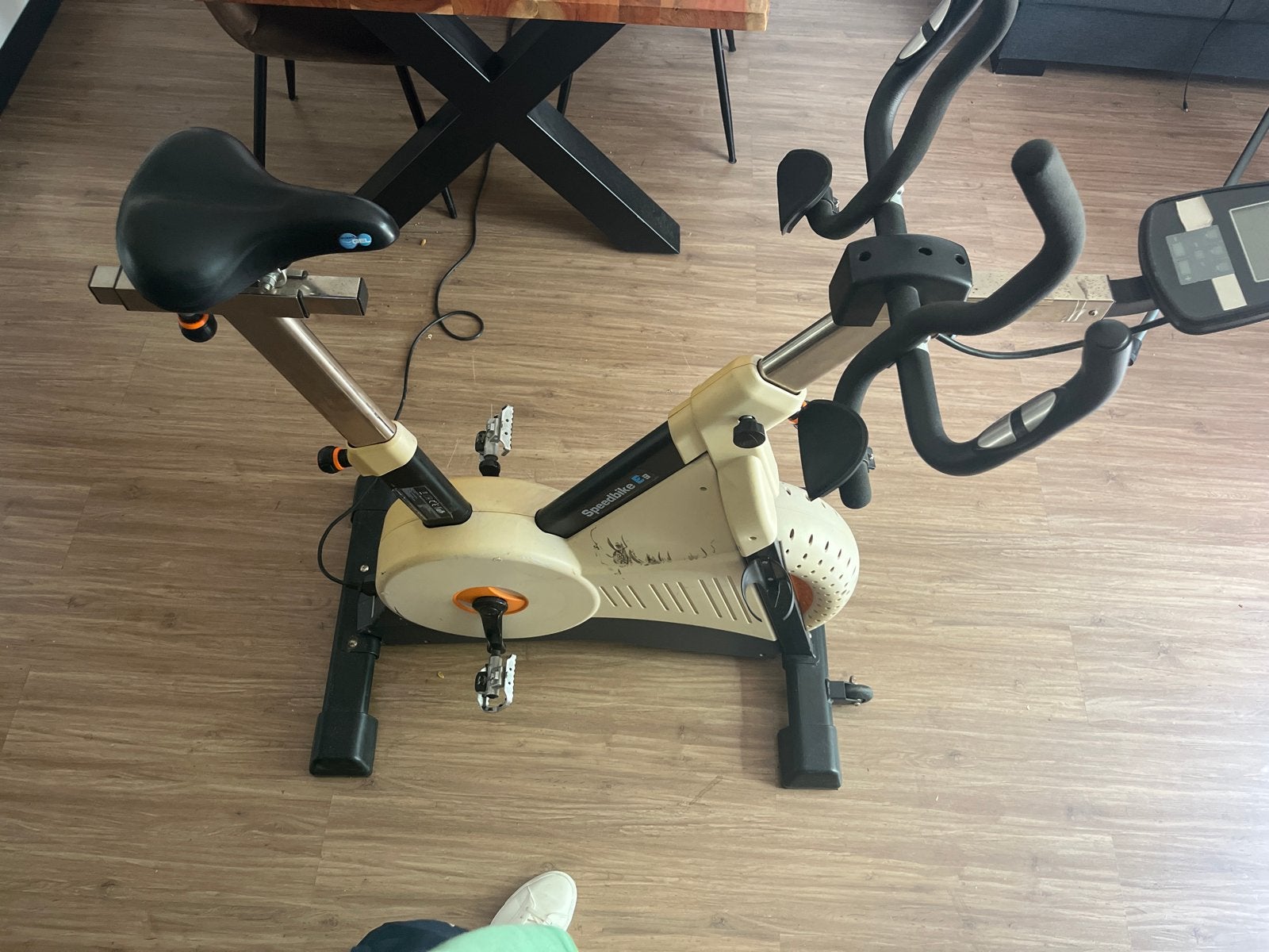 Speedbike F4 Hometrainer - Zo goed als nieuw, Ophalen, Zo goed als nieuw, Metaal, Benen
