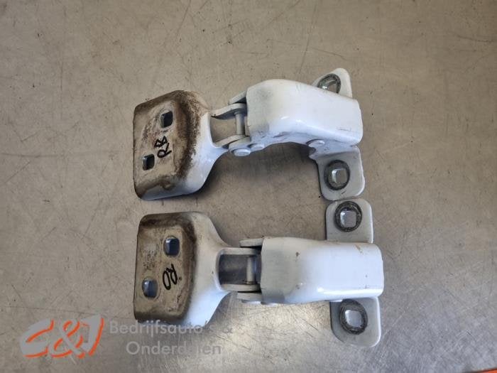 Scharnier deur rechts-voor van een Renault Master, Gebruikt, -, Renault, -
