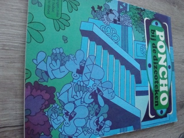 poncho, Eén stripboek, Ophalen of Verzenden, Gelezen