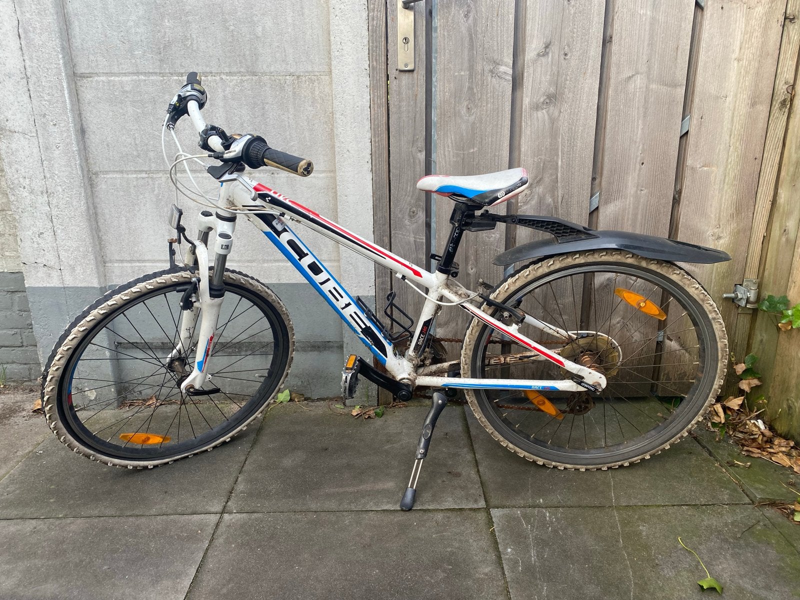 Cube 240 Race 24 inch kinderfiets opknapper, Fietsen en Brommers, Ophalen, Velgrem, Versnellingen, Gebruikt