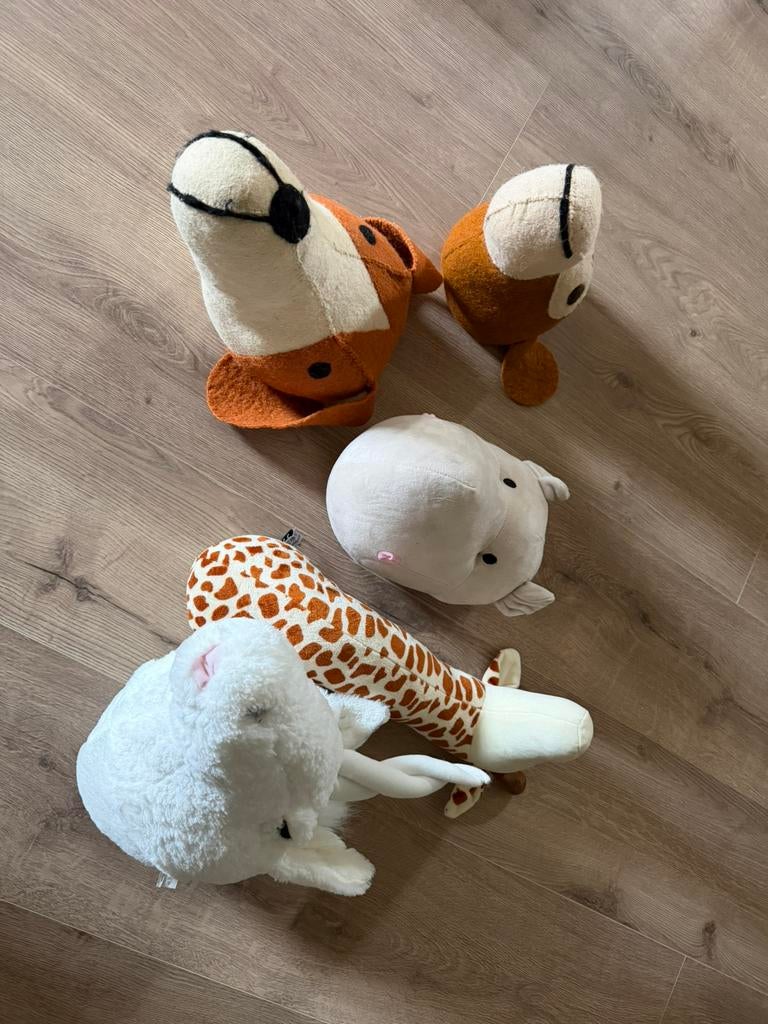 Wandknuffels dieren om op te hangen dus, Kinderen en Baby's, Speelgoed | Knuffels en Pluche, Ophalen, Zo goed als nieuw, Overige typen