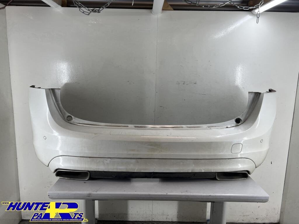 Achterbumper wit 707-46 Volvo V60 I ('10-'18) 32165263, Auto-onderdelen, Gebruikt, Ophalen of Verzenden, Volvo, Bumper