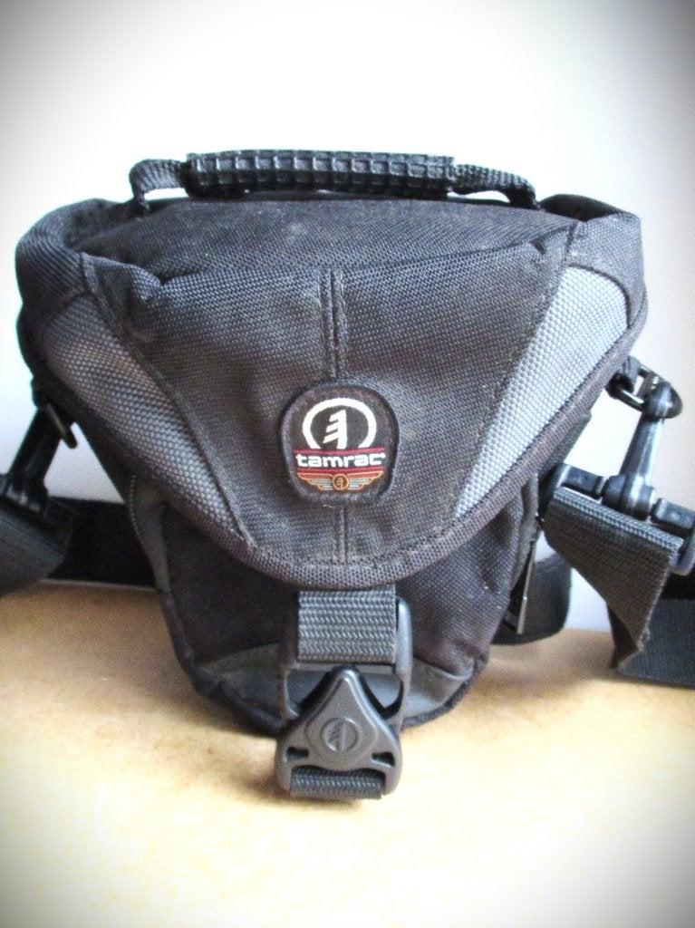 Fototas~Tamrac 5513 Adventure Zoom 3 cameratas~Zwart~20 cm, Audio, Tv en Foto, Schouderband, Gebruikt, Ophalen of Verzenden, Schoudertas