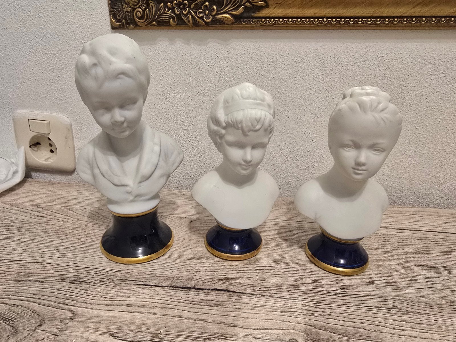 Set van 3 Porseleinen Limoges Buste Beeldjes, Ophalen of Verzenden