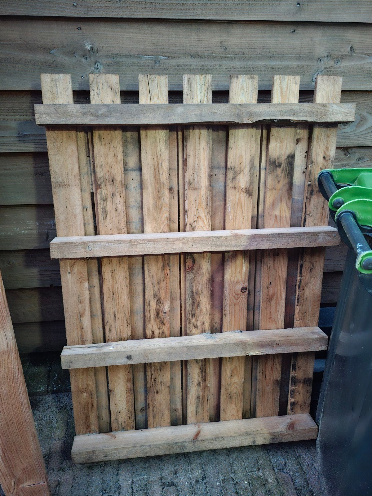 Houten pallets gratis af te halen, Ophalen, Minder dan 3 meter, Hout, 1 tot 2 meter