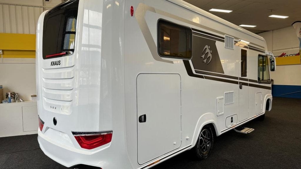 Knaus Sun I 700 LEG, Vloeistofverwarming, Bedrijf, Diesel, 7 tot 8 meter