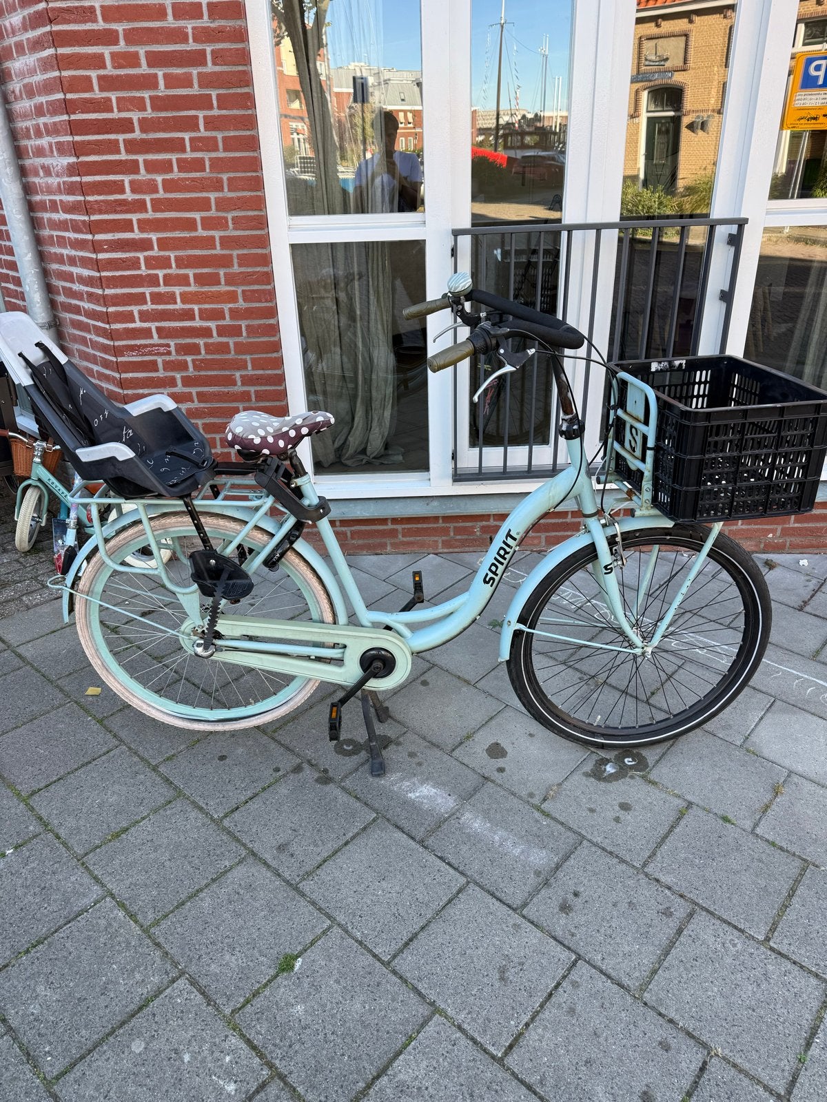 Spirit fiets met kinderzitje en mand - Lichtblauw, Overige merken, Terugtraprem, Gebruikt, Ophalen of Verzenden