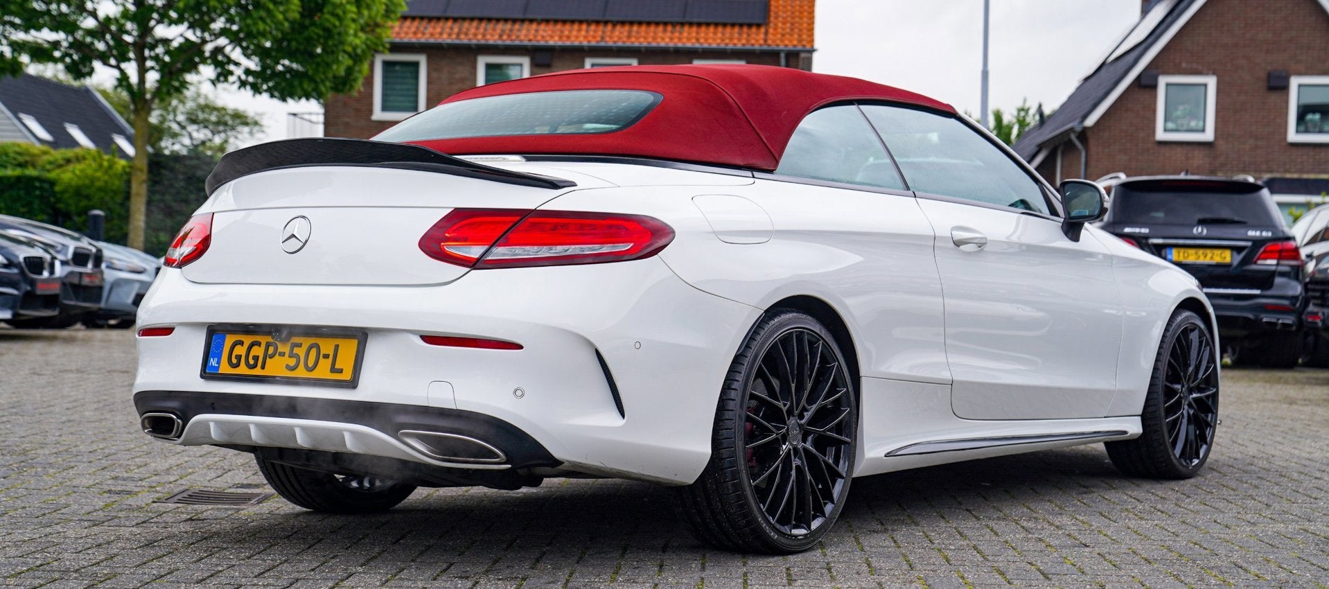 Mercedes-Benz C-klasse Cabrio 250 | Nekverwarming | Stoelver, Auto's, Mercedes-Benz, Automaat, Achterwielaandrijving, 4 cilinders