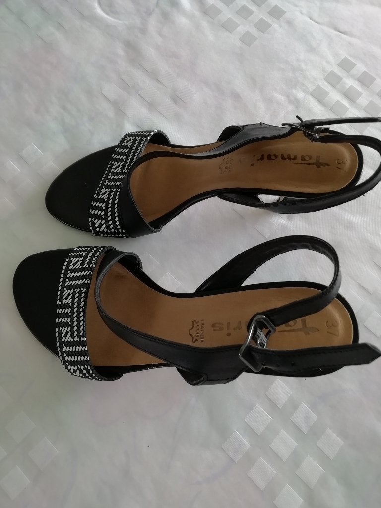 sandaaltjes maat 37 met hakje, Kleding | Dames, Schoenen, Tamaris, Verzenden, Zwart, Sandalen of Muiltjes