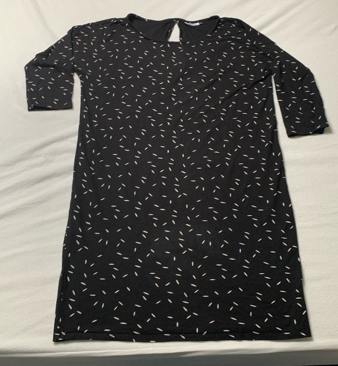 ONLY Zwarte positiejurk met kleine witte streepjes - Maat L, Only, Maat 42/44 (L), Ophalen of Verzenden, Zo goed als nieuw