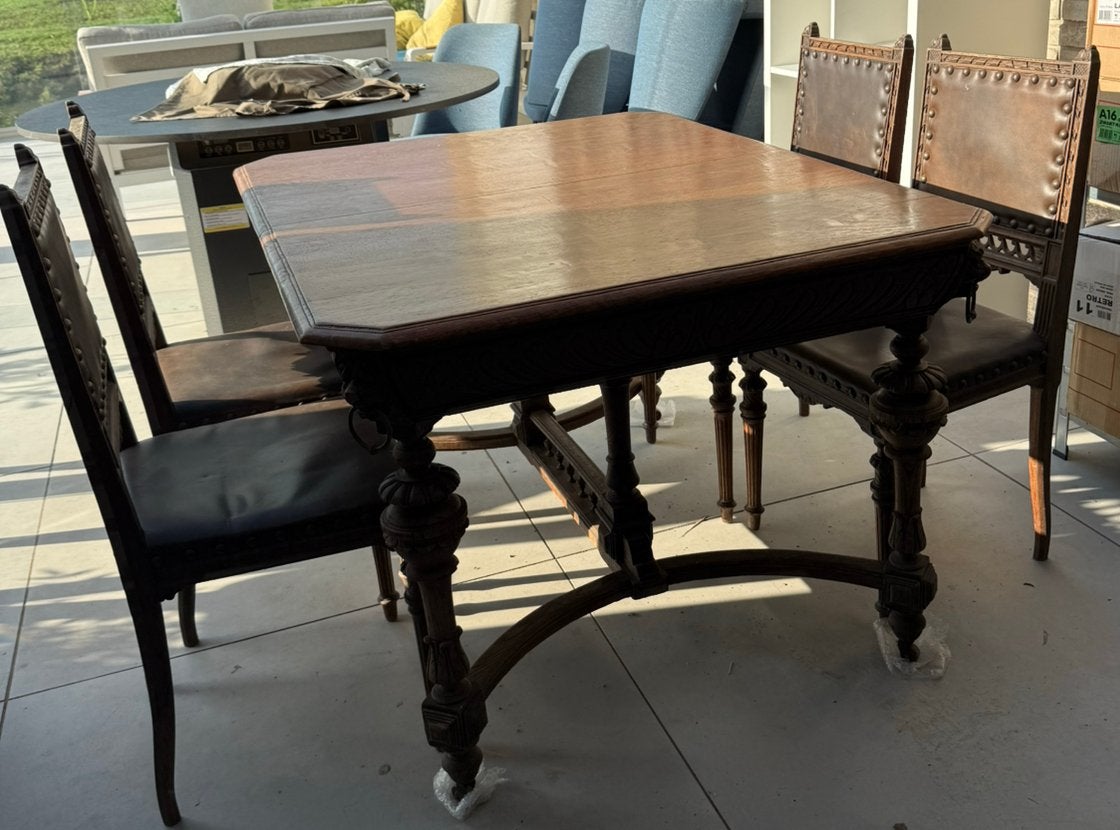 SET || Antiek houten tafel + 4 leren houten stoelen, Ophalen