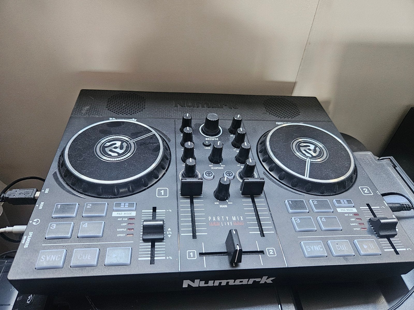 Numark Party Mix DJ Controller, Muziek en Instrumenten, Dj-sets en Draaitafels, Ophalen, Zo goed als nieuw, Dj-set, Numark
