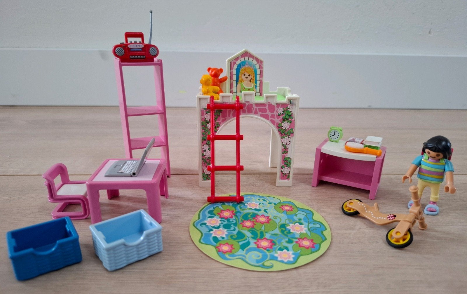Playmobil Meisjeskamer met accessoires, Ophalen of Verzenden, Zo goed als nieuw, Jongen of Meisje