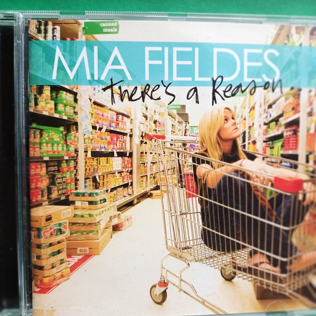 MIA FIELDES - THERE'S A REASON, Ophalen of Verzenden, Zo goed als nieuw, Pop of Rock