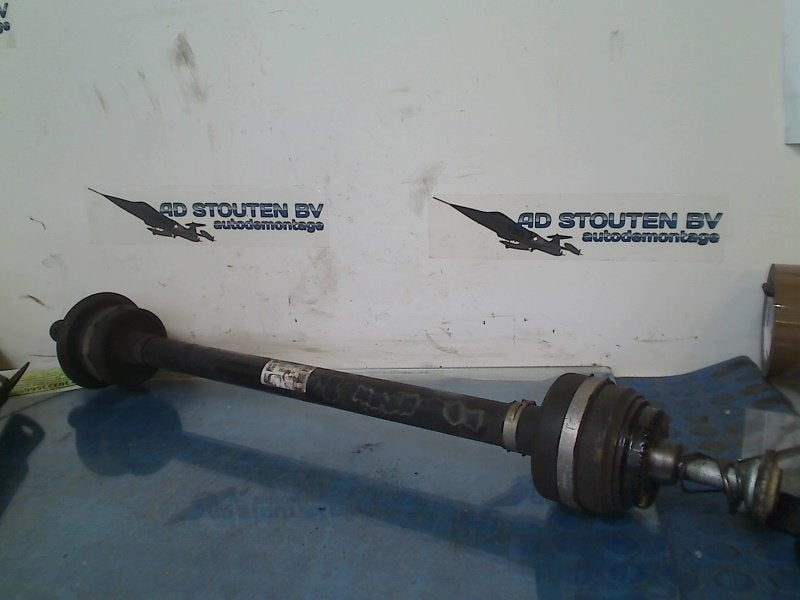 Aandrijfas Links Achter BMW 5 serie (G30) 2022 866404905, Gebruikt, Petuelring 130, München 80809, , Duitsland, BMW, Bayerische Motoren Werke AG