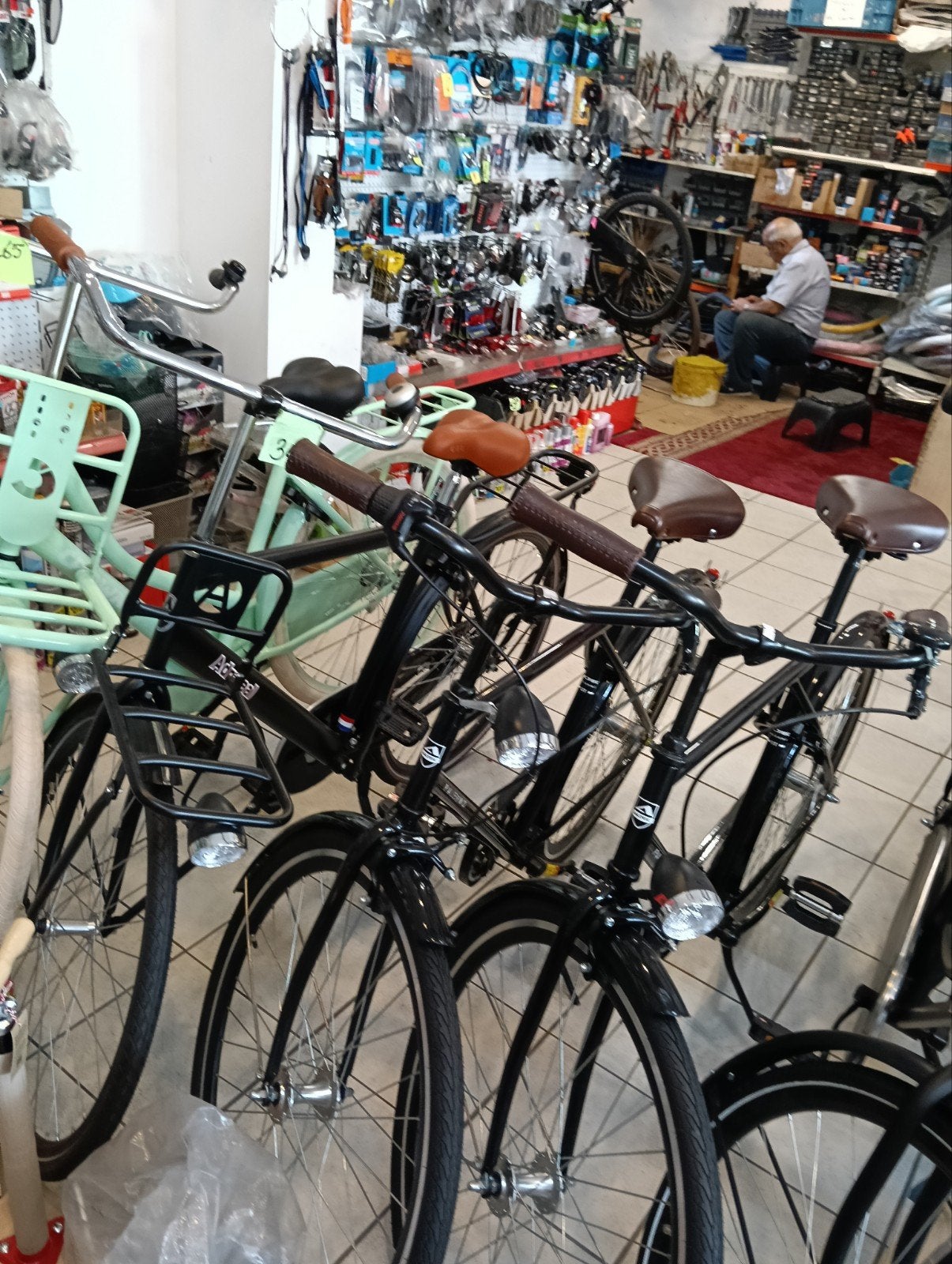Foto 18 van van klein tot groot nieuw en tweedehands fietsen vanaf 100 e