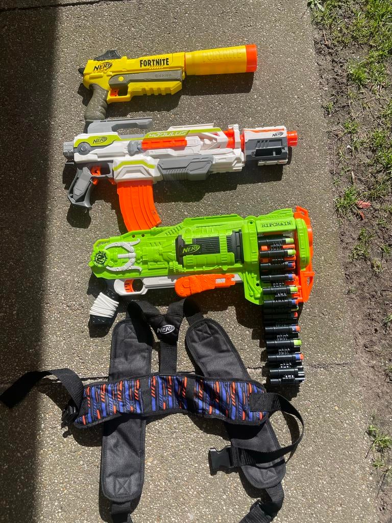 Grote   Nerf Set met Pijltjes en Tactisch Vest, Ophalen, Gebruikt