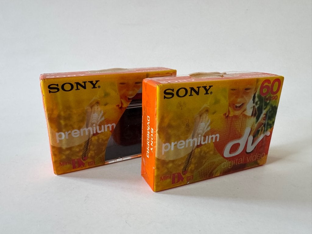 2x Sony Premium mini digital video casette, Ophalen of Verzenden, (Video)band